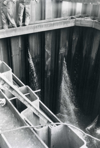 Voies d'eau après épuisement.