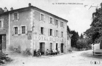 L'hôtel du Vercors place des Tilleuls.