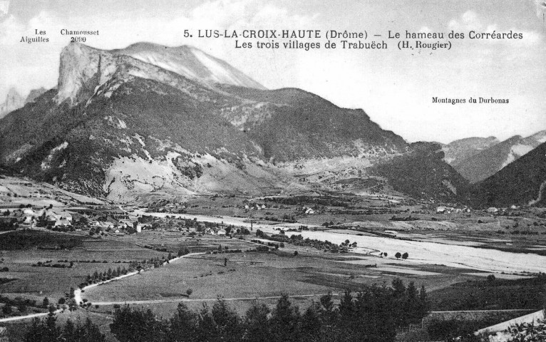 Vue panoramique du hameau des Corréardes.