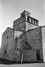 Comps. - Façade sud-ouest de l'église Saint-Pierre-et-Paul.