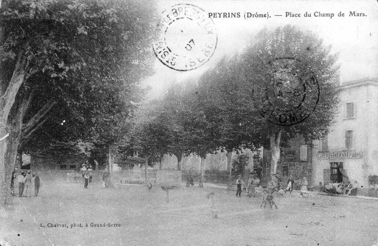 Place de la mairie.