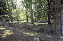 Die.- Jardin du château Saint-Laurent.