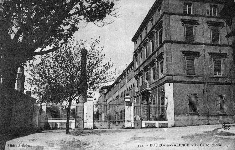 Bourg-lès-Valence.- La cartoucherie.