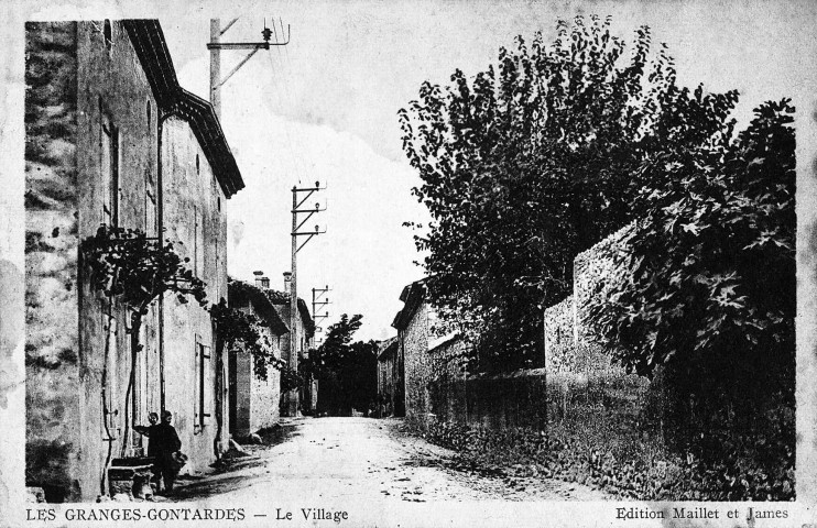 Les Granges-Gontardes.- Vue du village.