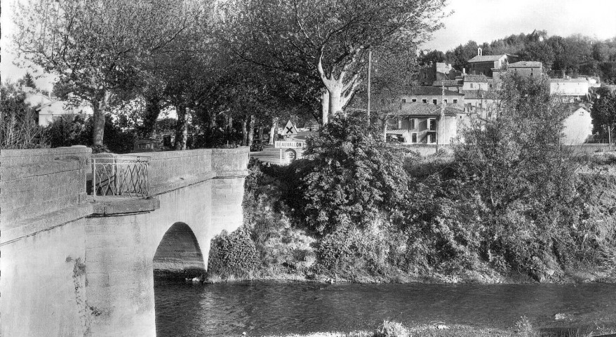 Pont sur la Véore.
