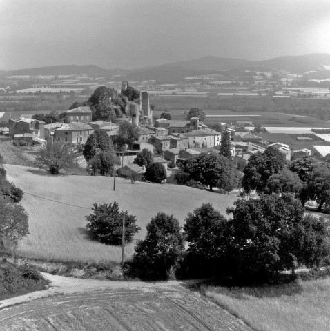 Vue aérienne du village.