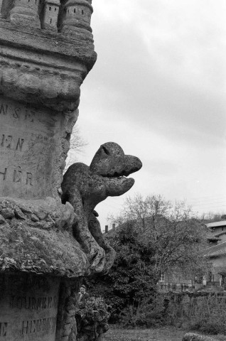 Hauterives.- Reportage sur le palais idéal du Facteur Cheval.