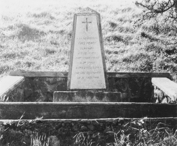 7. Brigade de Saint-Donat. Nature de la commémoration : stèle. Lieu : Margès, quartier de « la Cizeraie ». Nombre de victimes, fusillées : 1. Circonstances : un otage fusillé le 15 juin 1944.