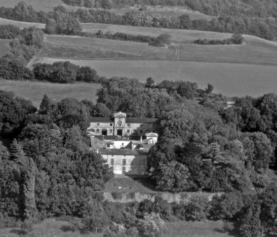 Vue aérienne du château.