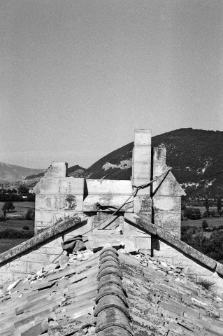 Lachau. - Le clocheton de la chapelle Notre-Dame de Calma, après le sinistre.