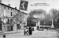 Etoile-sur-Rhône.- Le monument de la Fédération inauguré par Maurice Faure le 8 octobre 1893, boulevard de la République.