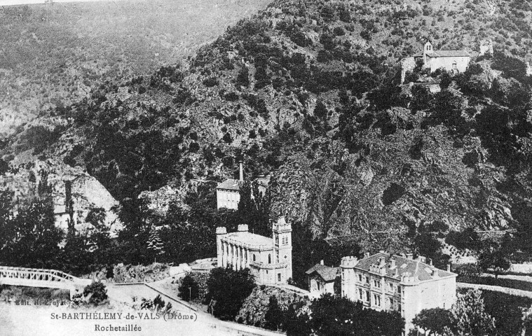 Saint-Barthélemy-de-Vals. - Le hameau Rochetaillée, le pont du tramway de la ligne Saint-Vallier au Grand Serre, mise en service le 29 octobre 1893.