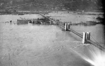 Donzère.- Le pont du Robinet, la crue du Rhône de novembre 1935 .