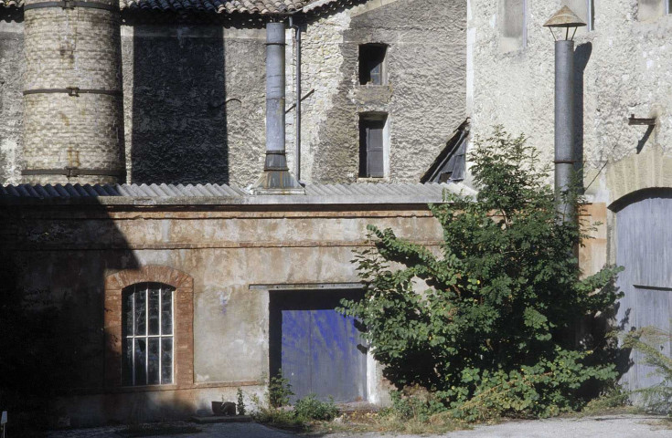 Mirabel-et-Blacons.- L'usine Latune à Blacons.