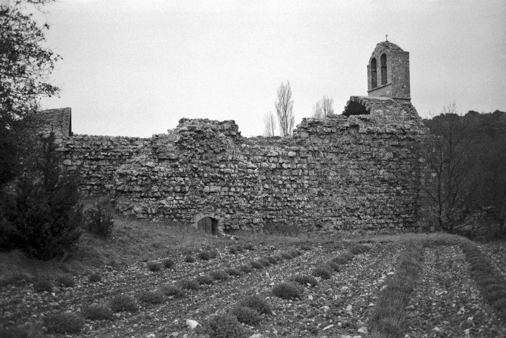 Aleyrac. - Le prieuré Notre-Dame-la-Brune, ruiné en 1385.