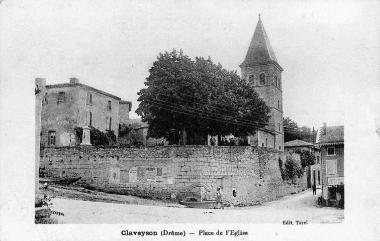 Le clocher de l'église Saint-Sébastien.