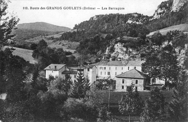 Le hameau des Barraques.