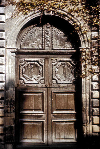 Valence.- Le portail de la chapelle des Cordeliers rue André Lacroix.