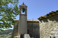 Lesches-en-Diois.- Le temple.