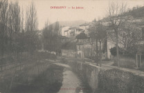 Relations amicales et expéditeurs non identifiés.