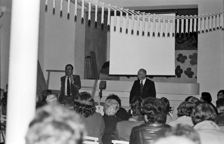 Châtillon-en-Diois.- Journée de l'association Histoire Archives Drômoises, le discours du maire.