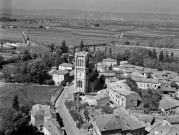 Montélier. - Vue aérienne du village et de l'église Saint-Priest