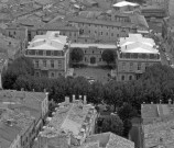 Vue aérienne de l'hôtel de ville.