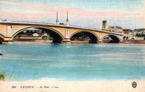 Le pont sur le Rhône.