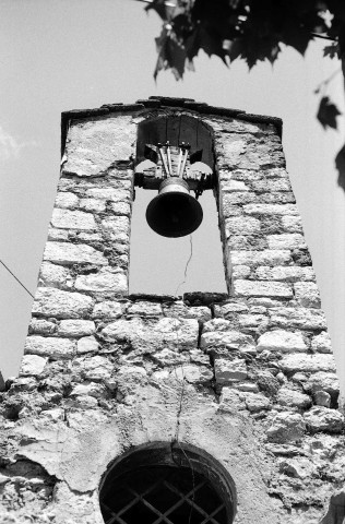 La Roche-sur-le-Buis.- Le clocheton de la chapelle des pénitents.