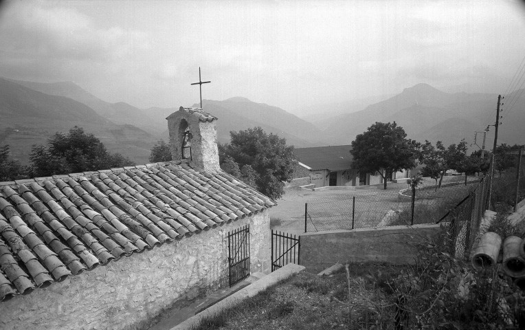 Pennes-le-Sec. - Le temple et la maison de la Culture