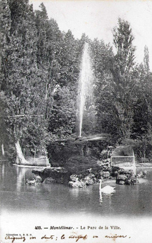 Le plan d'eau du Jardin Public.