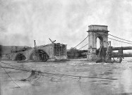 Valence.- Construction du pont de pierre sur le Rhône.