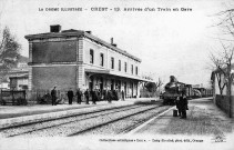 Arrivée d'un train en gare.