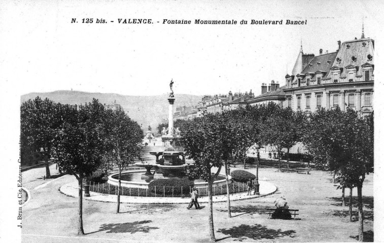 La fontaine monumentale.