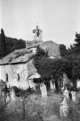 Rochegude.- La chapelle Saint-Denis et le cimetière.