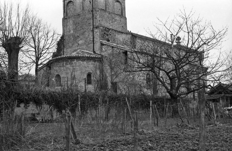 Jaillans.- Le chevet de l'église.