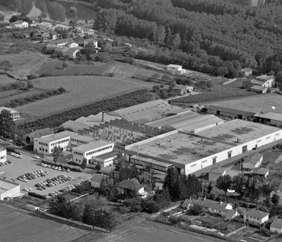 Vue aérienne de l'usine Lafuma.