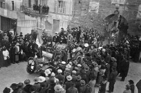 Le char de la clique « la Chabeuilloise » à la fête des Laboureurs le 10 février 1924.