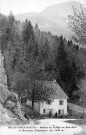 Refuge du col de la Croix-Haute.