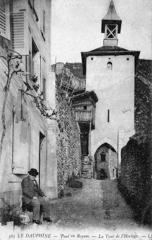 Pont-en-Royans (Isère).- La porte de l'horloge.