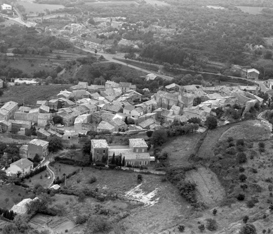 Vue aérienne du village.