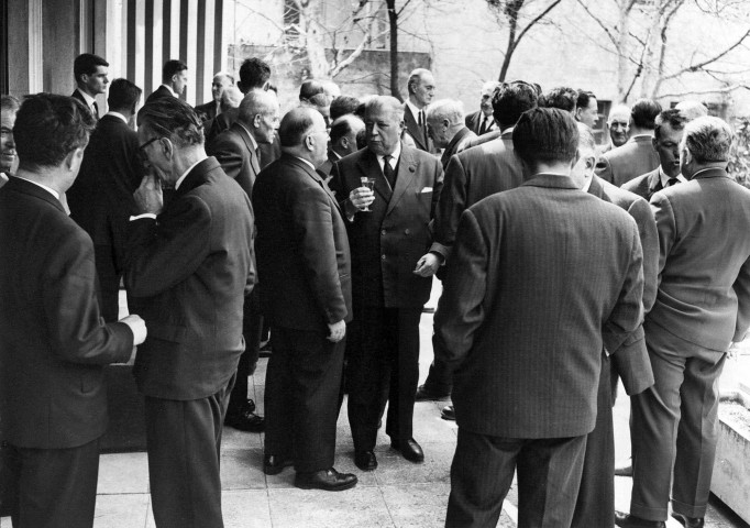 Valence. - Réception pour le départ de Mr Pigoullié, sous-Préfet chargé de mission, le 6 février 1971.