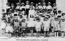 Valence.- Enfants déguisés pour la fête des Écoles Laïques.