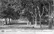 Place du Champ de Mars.