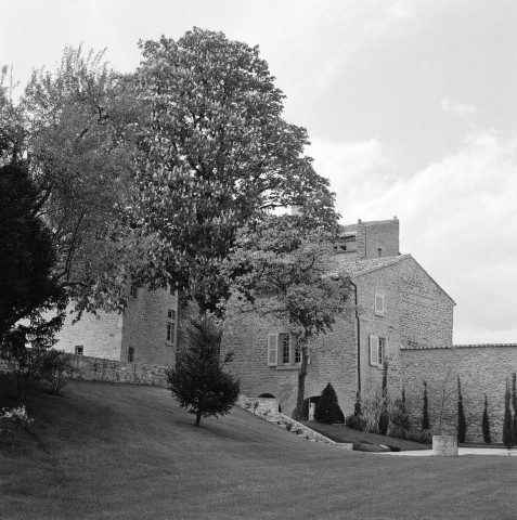 Étoile-sur-Rhône.- Le château Saint-Ange.