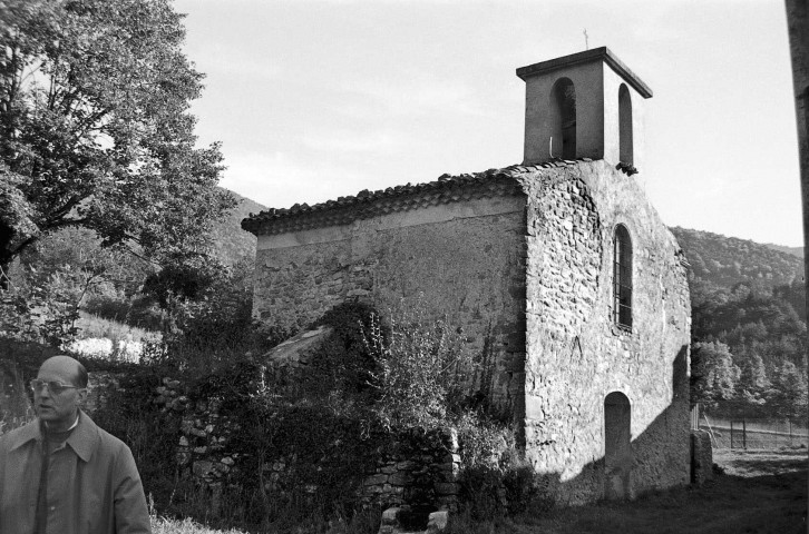 Chastel-Arnaud.- L'église Saint-André.