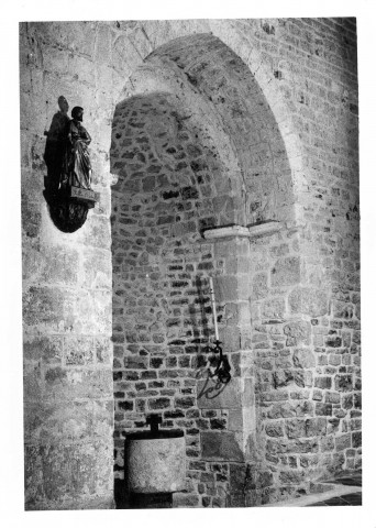 La chapelle baptismale de l'église Notre-Dame de Beauvert.