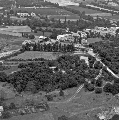 Vue aérienne du village.