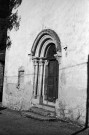 Glandage. - Le porche de l'église Saint-Pierre-et-Paul.