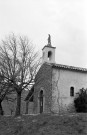 Arpavon. - La façade sud de la chapelle Notre-Dame de la Consolation.